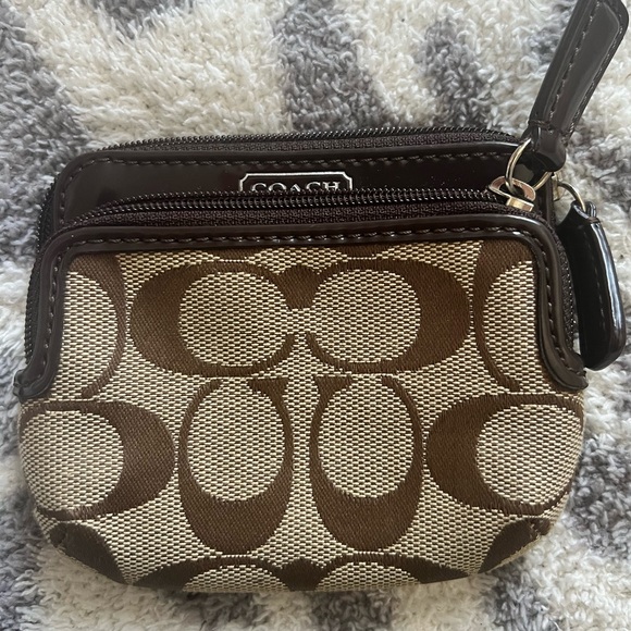 Coach Signature Zip Coin Wallet - Picture 1 of 4